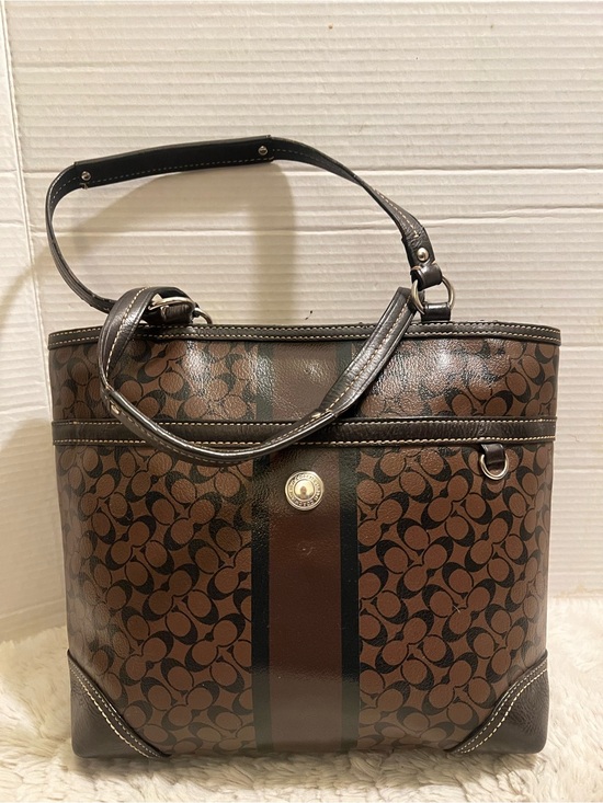 Coach Handbags - Vintage Coach Chelsea Heritage Brown Signature Stripe Tote